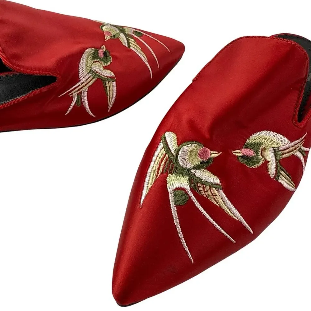 Veowalk Swallow Womens Red Embroidered Satin Pointed Toe Slip On Flats Size 7